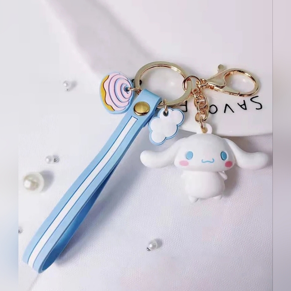 💥Host Pick💥  BOGO!! Bundle for discount!! Cinnamoroll Keychain! - Picture 1 of 3